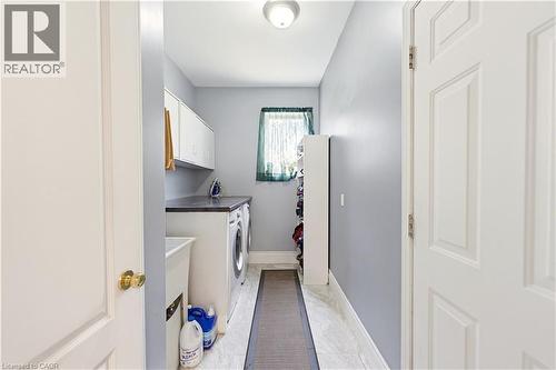 805 Munich Circle, Waterloo, ON - Indoor Photo Showing Laundry Room
