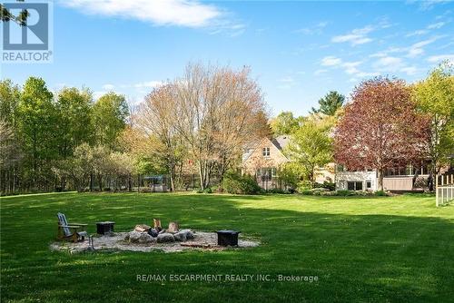 1670 Medad Springs Court, Burlington, ON - Outdoor
