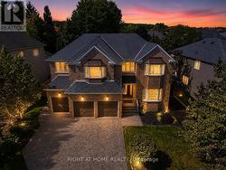 2427 ERIN CENTRE BOULEVARD  Mississauga, ON L5M 5B3