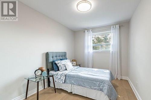 2ND BEDROOM - 2464 Brookhurst Road, Mississauga, ON - Indoor Photo Showing Bedroom
