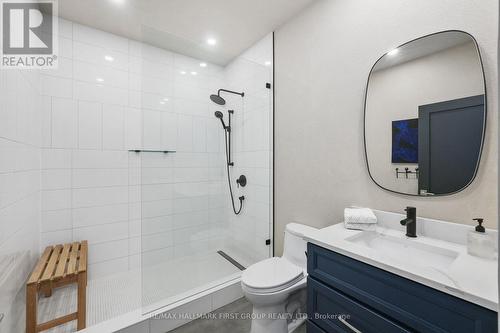 4566 Harwood Road, Hamilton Township, ON - Indoor Photo Showing Bathroom