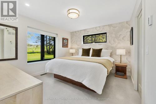 4566 Harwood Road, Hamilton Township, ON - Indoor Photo Showing Bedroom