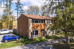 22 - 3691 ALBION ROAD  Ottawa, ON K1T 1P2