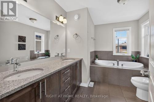 207 Mareth Way, Ottawa, ON - Indoor Photo Showing Bathroom