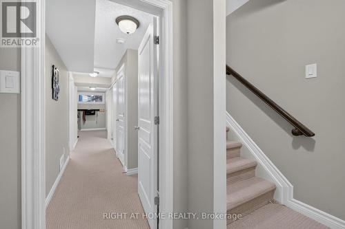 207 Mareth Way, Ottawa, ON - Indoor Photo Showing Other Room