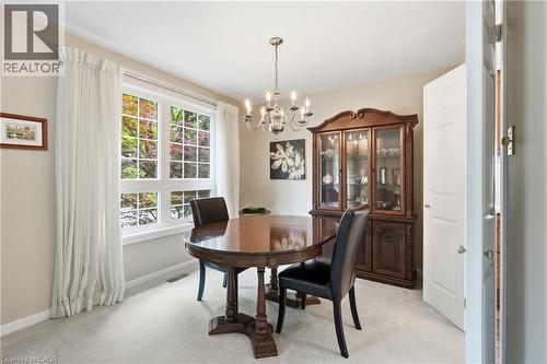 681 Empress Crescent, Burlington, ON - Indoor Photo Showing Dining Room