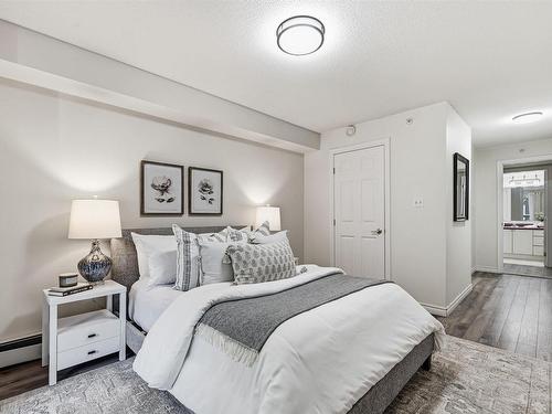 210 1041 Wellington Street, Halifax, NS - Indoor Photo Showing Bedroom