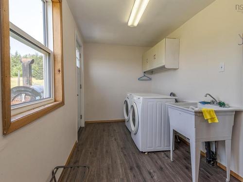11703 Highway#7 Highway, Aspen, NS - Indoor Photo Showing Laundry Room