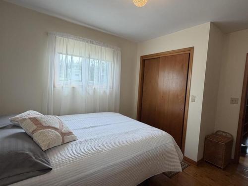 40 Denton Road, Little River, NS - Indoor Photo Showing Bedroom