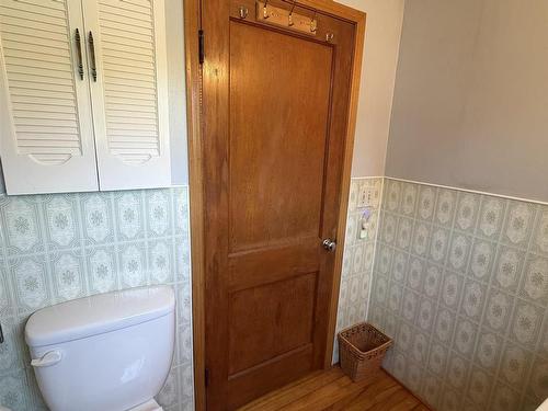 40 Denton Road, Little River, NS - Indoor Photo Showing Bathroom
