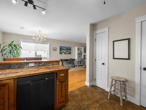 263 King Street, Charlottetown, PE - Indoor Photo Showing Kitchen