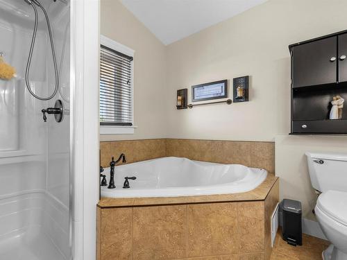 263 King Street, Charlottetown, PE - Indoor Photo Showing Bathroom