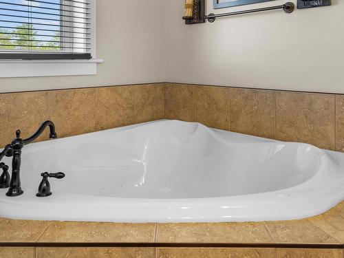 263 King Street, Charlottetown, PE - Indoor Photo Showing Bathroom