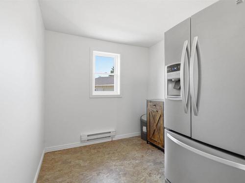 1096 Highway 2, Hilden, NS - Indoor