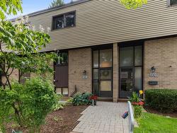 98 Forestside Crescent  Halifax, NS B3M 1M4