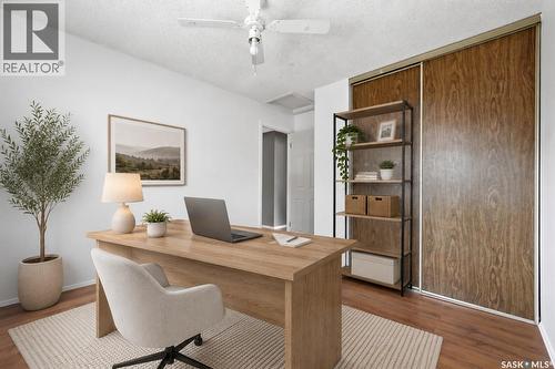 2518 7Th Avenue E, Regina, SK - Indoor Photo Showing Office