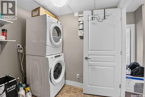 302 721 8Th Street E, Saskatoon, SK - Indoor Photo Showing Laundry Room