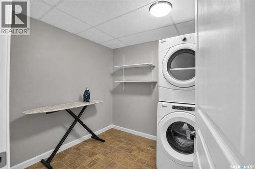 302 721 8Th Street E, Saskatoon, SK - Indoor Photo Showing Laundry Room
