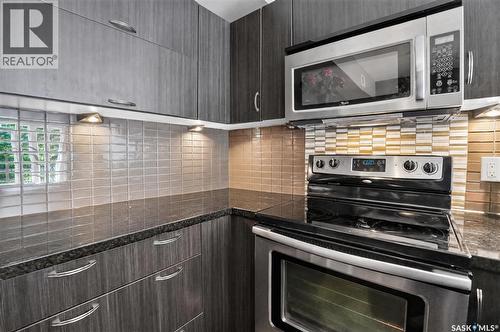 302 721 8Th Street E, Saskatoon, SK - Indoor Photo Showing Kitchen With Upgraded Kitchen