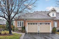 19 GOLDORA PRIVATE  Ottawa, ON K2T 1K8