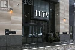 1713 - 11 YORKVILLE AVENUE Toronto, ON M4W 0B7