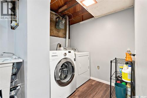 105 Grant Street, Saskatoon, SK - Indoor Photo Showing Laundry Room