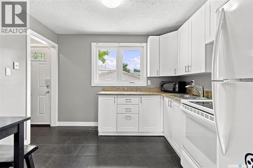 105 Grant Street, Saskatoon, SK - Indoor Photo Showing Kitchen With Double Sink