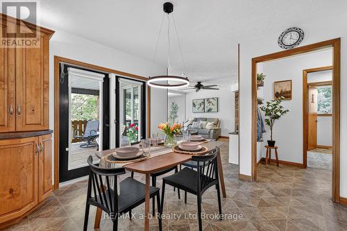 403745 Union Road, Ingersoll (Ingersoll - South), ON - Indoor Photo Showing Dining Room