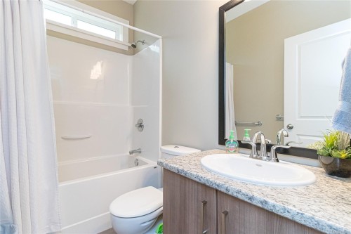 1318 Artesian Crt, Langford, BC 