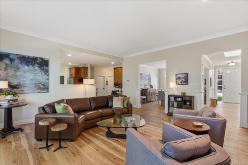 609 Meadow Dr, Qualicum Beach, BC 