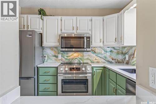 309 7Th Avenue, Humboldt, SK - Indoor Photo Showing Kitchen