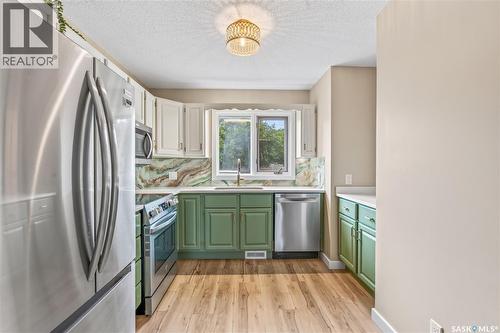 309 7Th Avenue, Humboldt, SK - Indoor Photo Showing Kitchen
