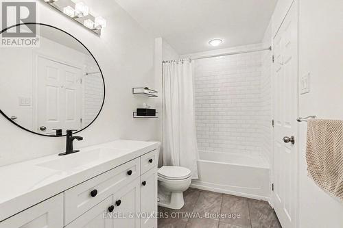 53 Hawkstone Gate, Ottawa, ON - Indoor Photo Showing Bathroom
