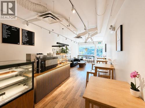 3341 W Broadway, Vancouver, BC 