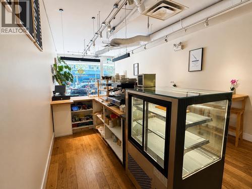 3341 W Broadway, Vancouver, BC 