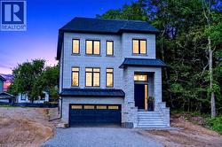 67 CIELO Court  Hamilton, ON L9B 0J1
