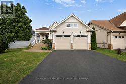 17 LEEWARD CIRCLE  Wasaga Beach, ON L9Z 0E9
