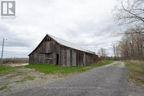 Drive Shed - 1444 5Th Line, Selwyn, ON 