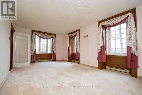 Living Room - 1444 5Th Line, Selwyn, ON 