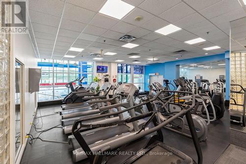 504 - 77 Harbour Square, Toronto, ON - Indoor