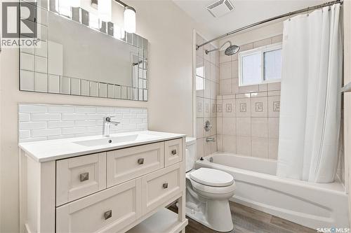 4059 Elphinstone Street, Regina, SK - Indoor Photo Showing Bathroom