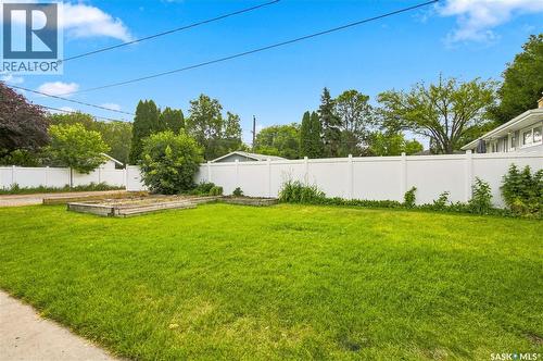 4059 Elphinstone Street, Regina, SK - Outdoor