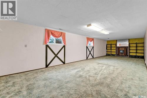 504 4Th Avenue W, Biggar, SK - Indoor