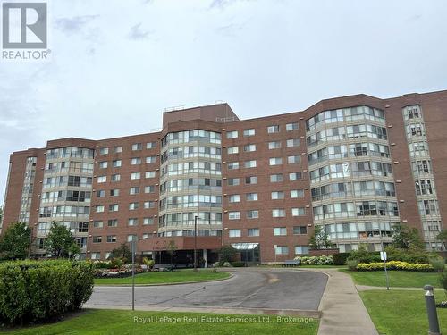 611 - 5 WELDRICK ROAD W  Richmond Hill (North Richvale), ON L4C 8S9