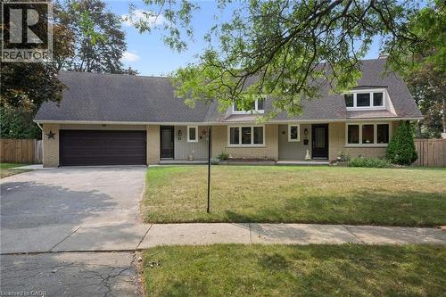 8 BERKLEY Place  Guelph, ON N1E 1E6