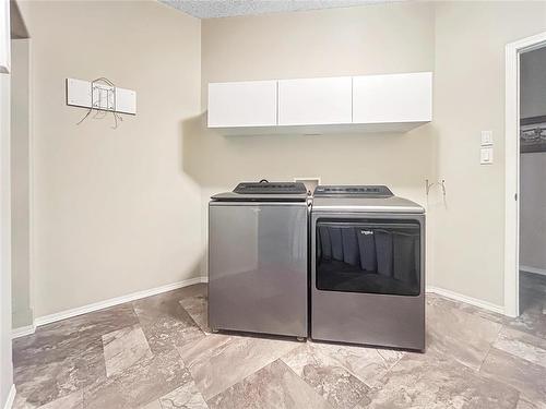 155059 Pth 16 Highway, Foxwarren, MB - Indoor Photo Showing Laundry Room
