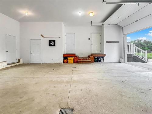 155059 Pth 16 Highway, Foxwarren, MB - Indoor Photo Showing Garage