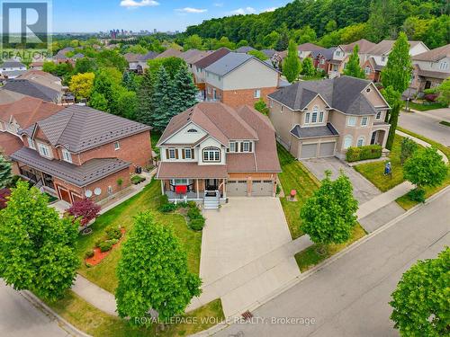 805 Munich Circle, Waterloo, ON - Outdoor With Facade