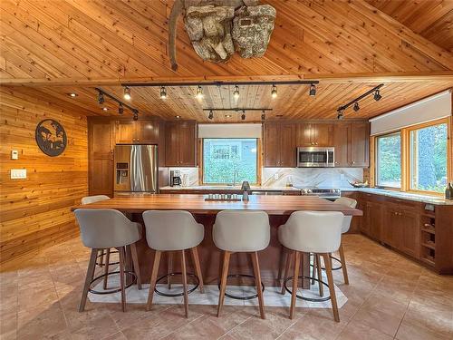 156 Crocus Street, Clear Lake, MB - Indoor