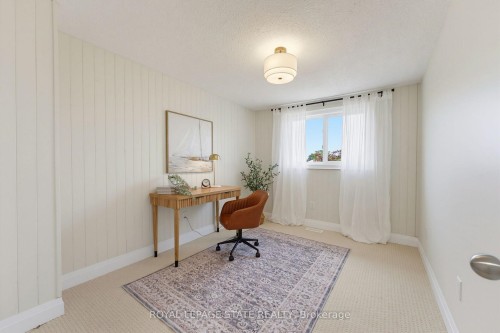 32 Silvervine Drive, Hamilton, ON - Indoor Photo Showing Office